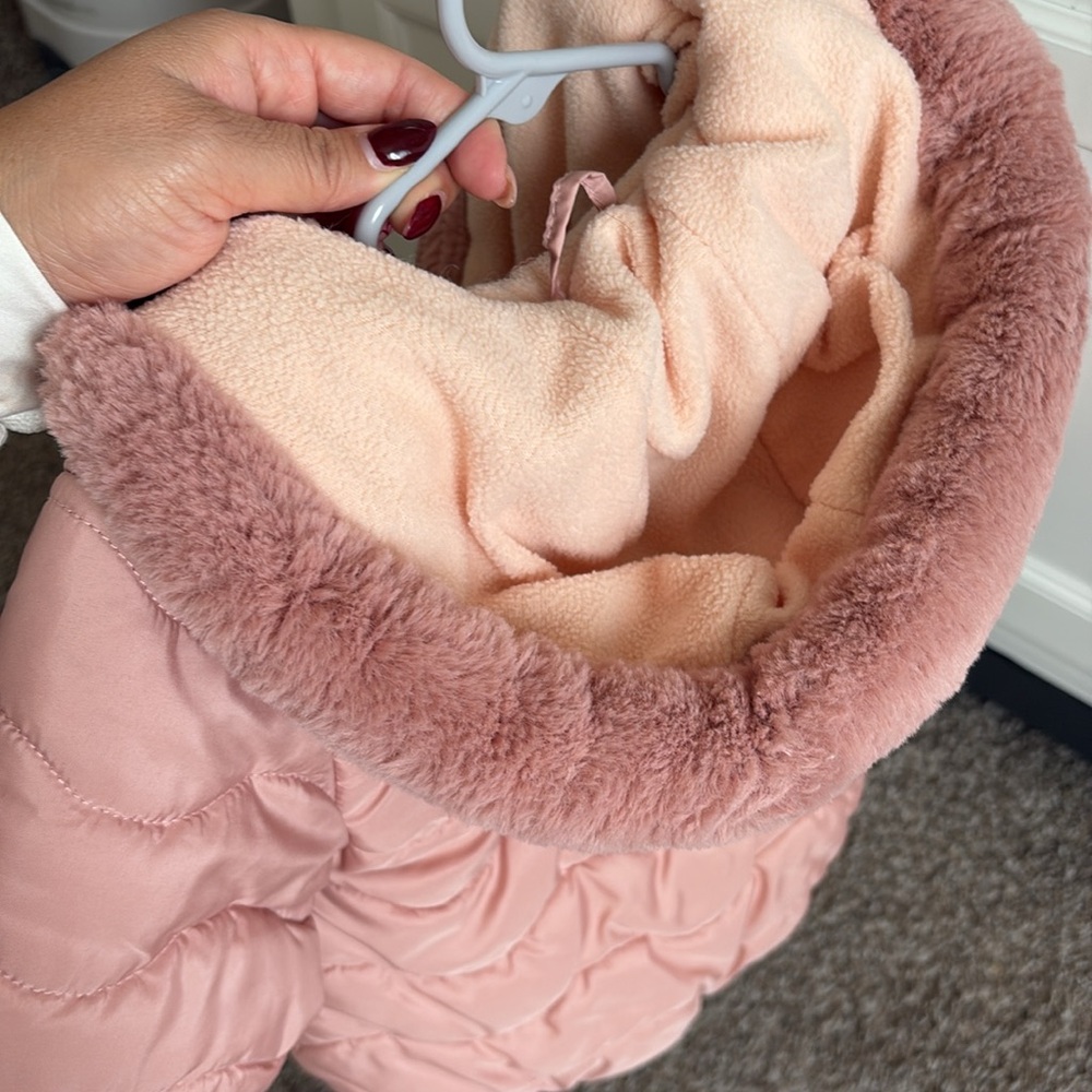Winter jacket - Picture 2 of 6